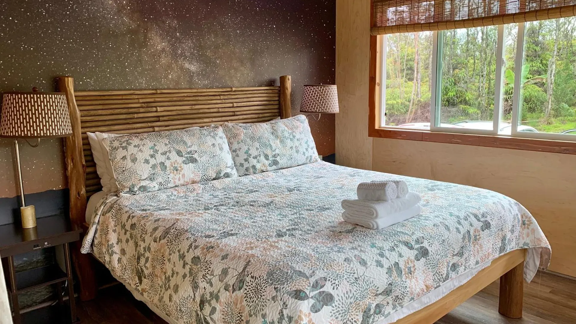 Volcano Eco Cabin & Eco Lodge 0*,