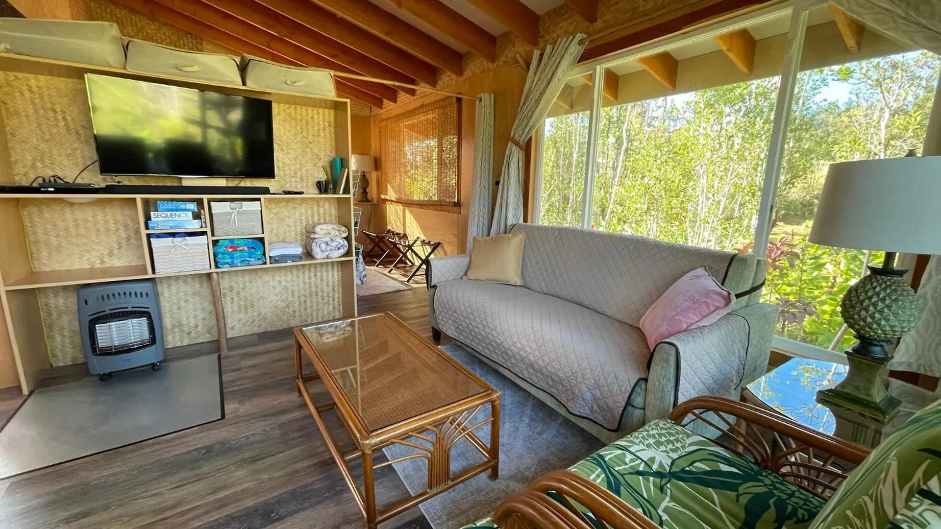 Volcano Eco Cabin & Eco Lodge