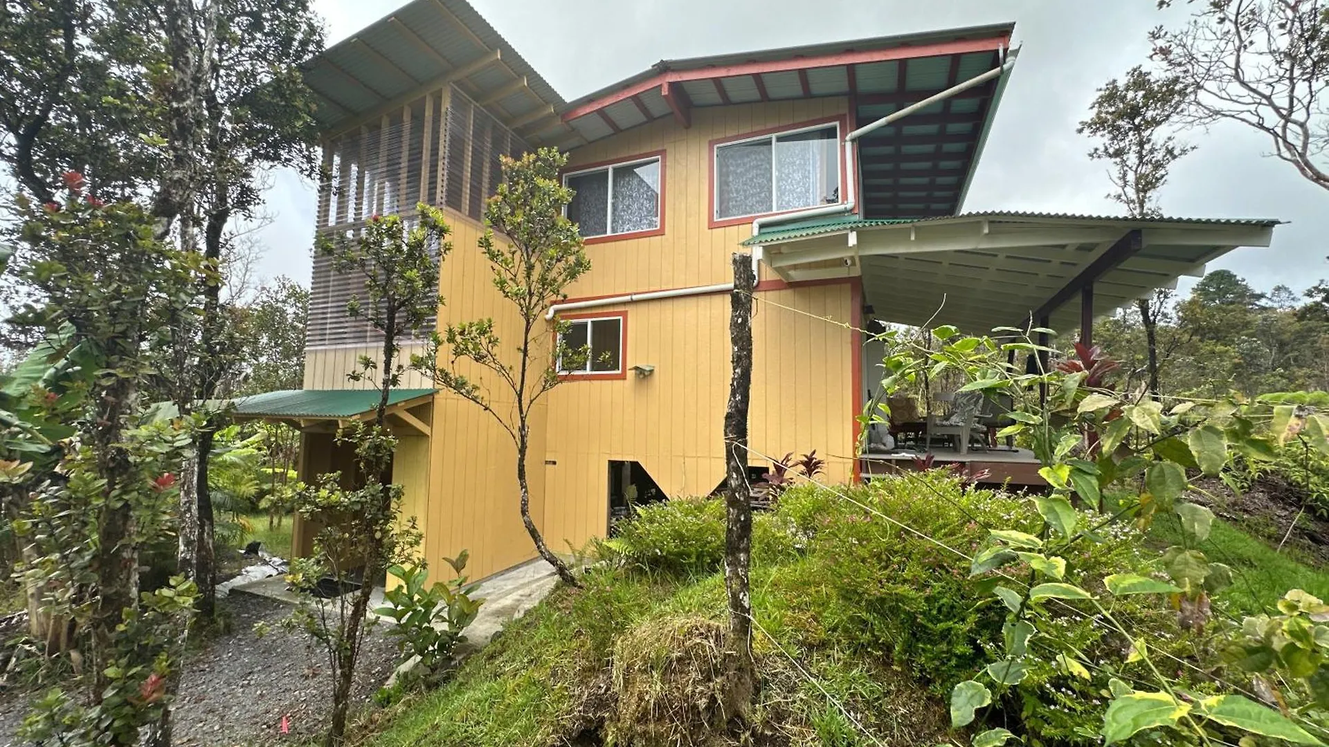 Volcano Eco Cabin & Eco Lodge