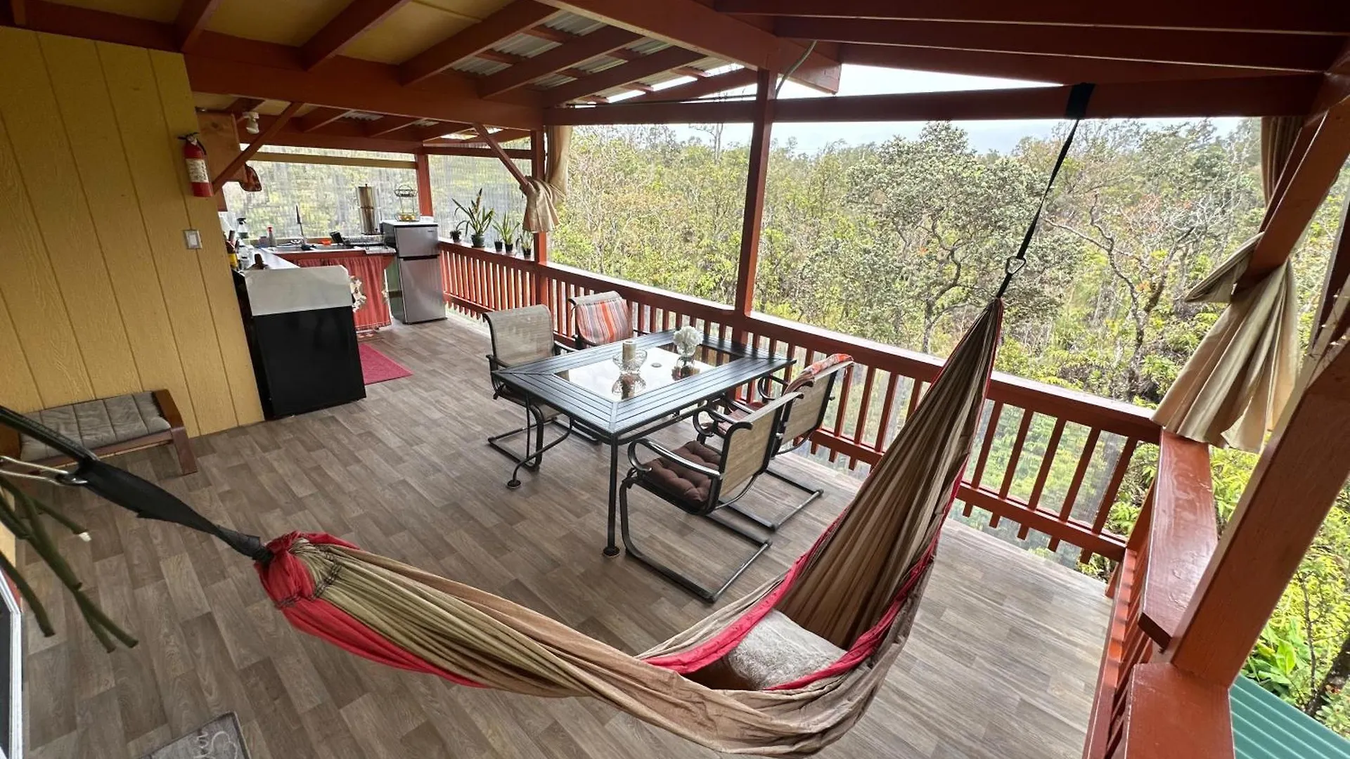 Volcano Eco Cabin & Eco Lodge